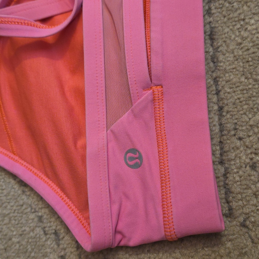 Lululemon Rise and Run Bra in the color Flash Light, Size 10, Preowned - Picture 3 of 14